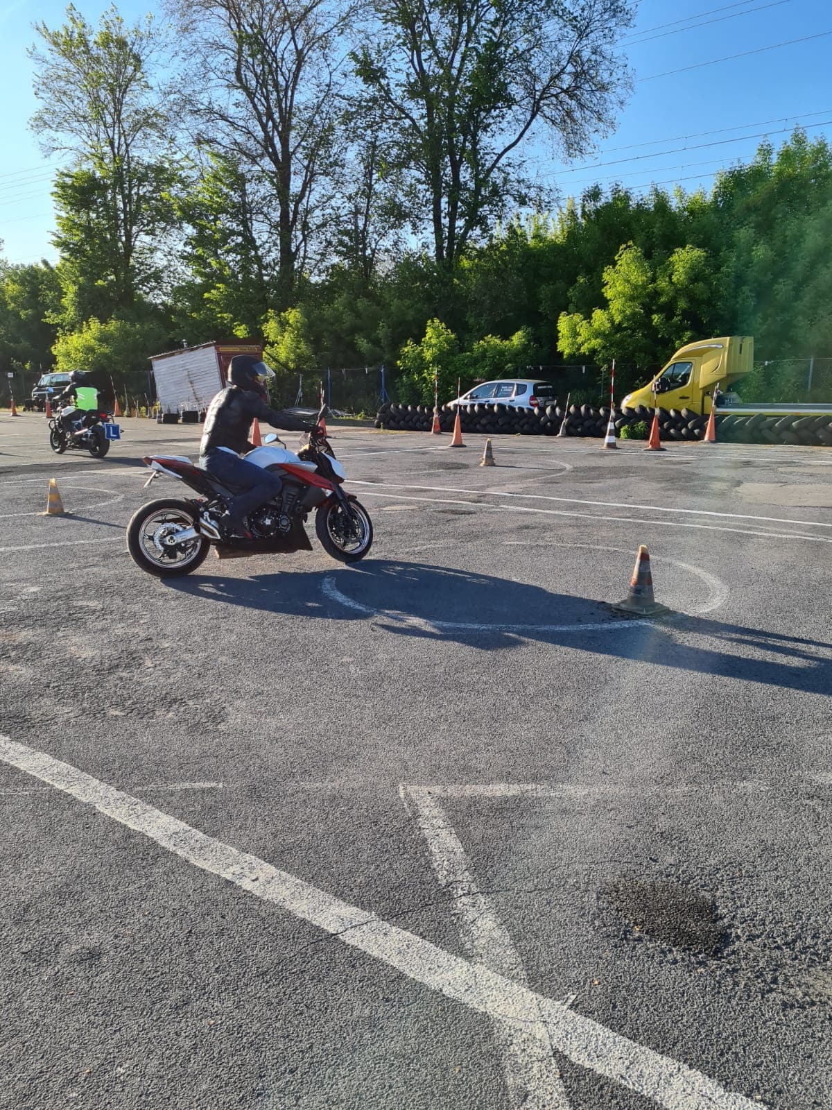 Kursy motocyklowe Kraków MT07 szkoła jazdy Nowa Huta